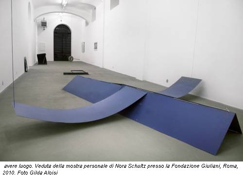 avere luogo. Veduta della mostra personale di Nora Schultz presso la Fondazione Giuliani, Roma, 2010. Foto Gilda Aloisi