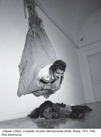 Claudio Cintoli, Crisalide, Incontri Internazionali d'Arte, Roma, 1972. Foto Pino Abbrescia